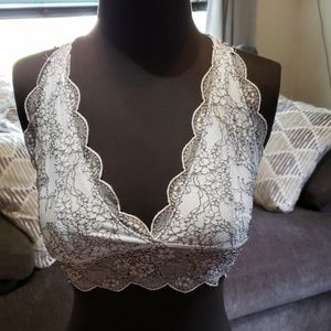 Brand new W/O tags Bralette Baby blue XS